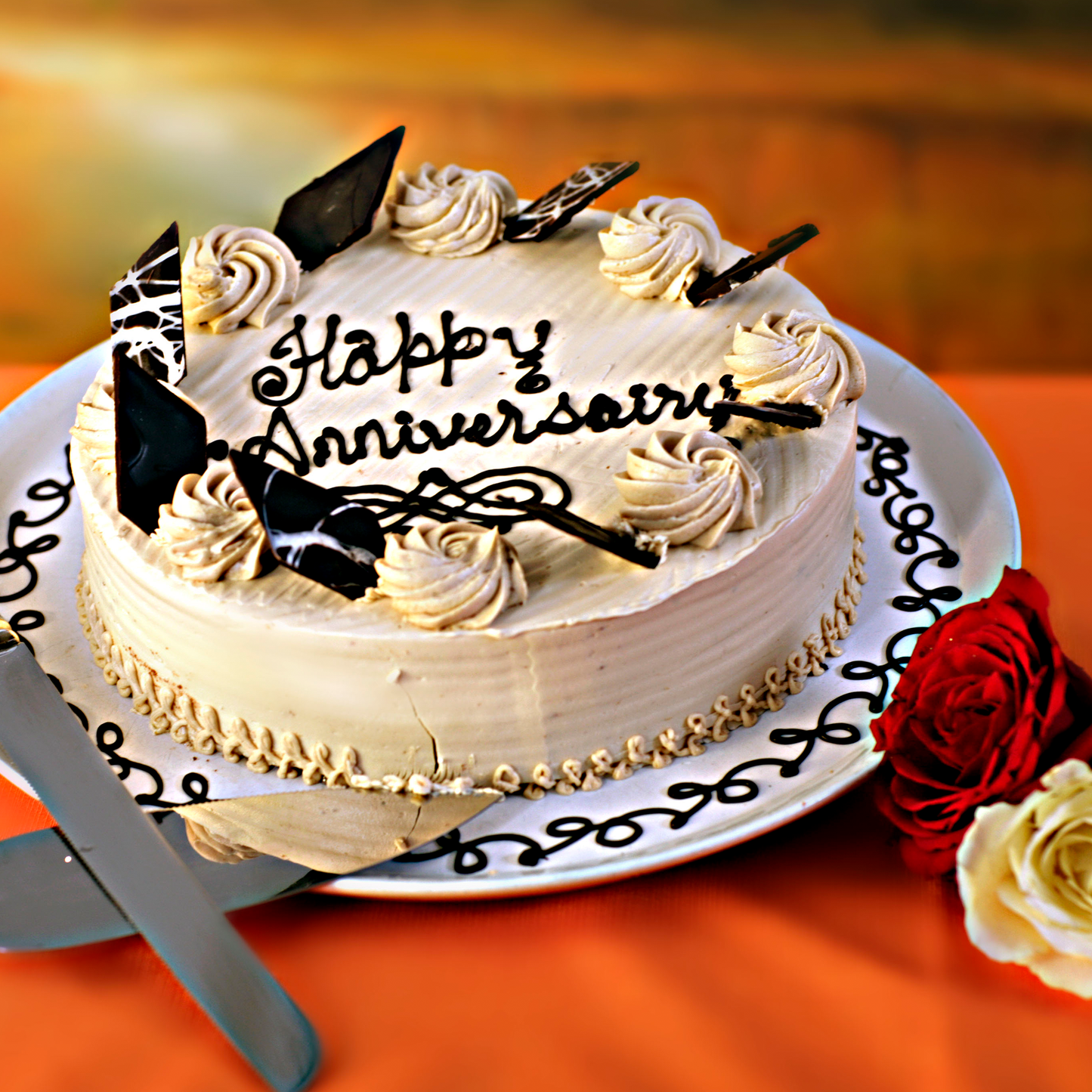 Happy anniversary cake